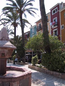Calle típica de Villajoyosa